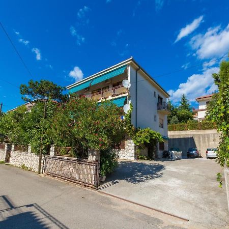 Apartment Mazor Crikvenica Exterior photo