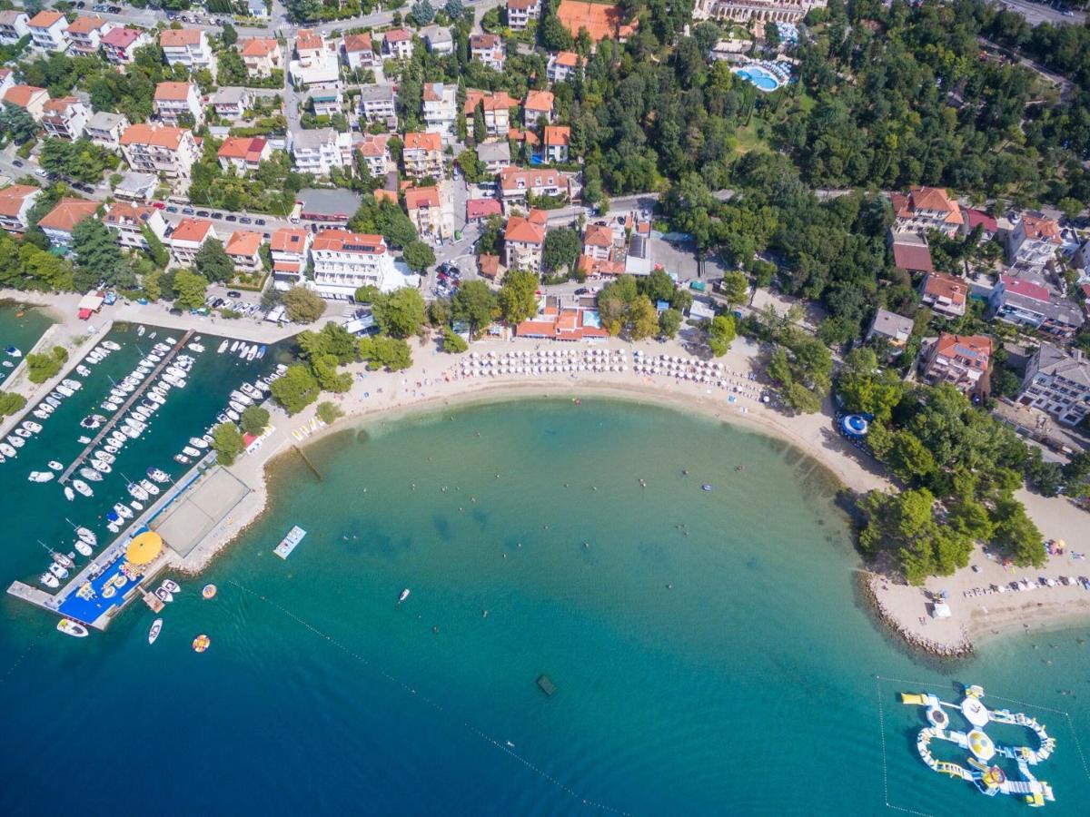 Apartment Mazor Crikvenica Exterior photo