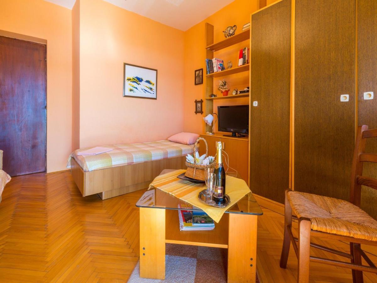 Apartment Mazor Crikvenica Exterior photo