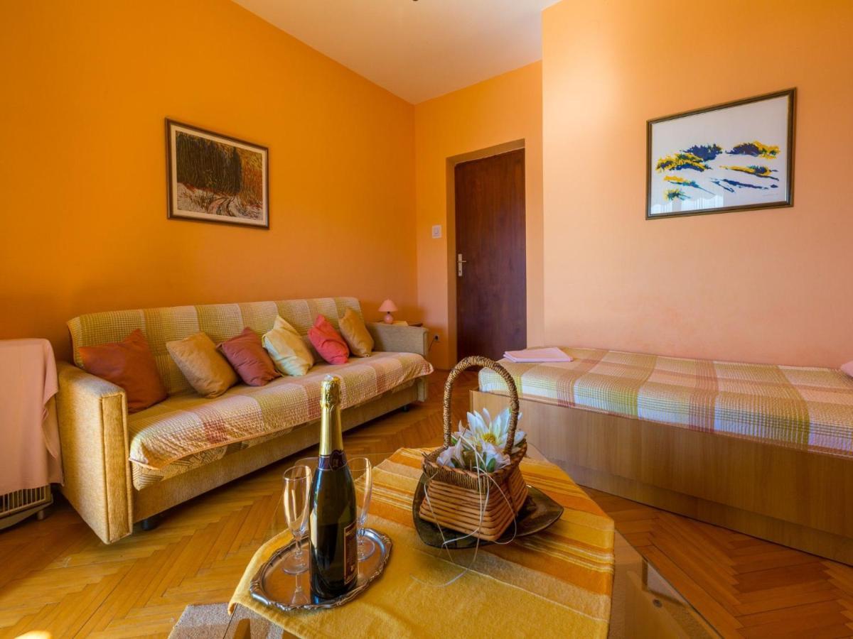 Apartment Mazor Crikvenica Exterior photo